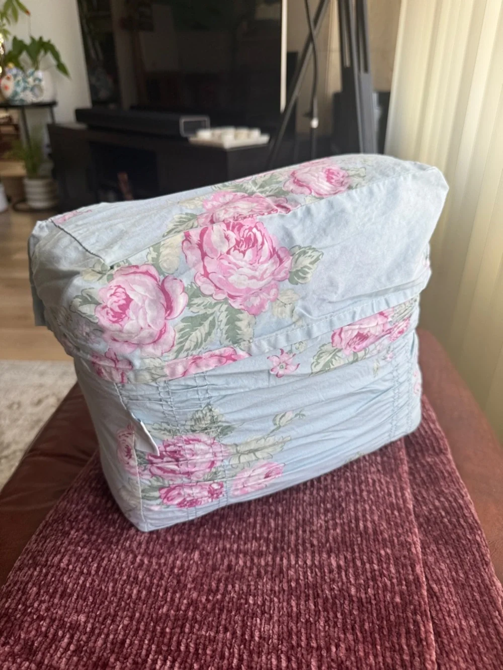 Simply Shabby Chic - Cabbage Rose Ruffled Duvet Cover